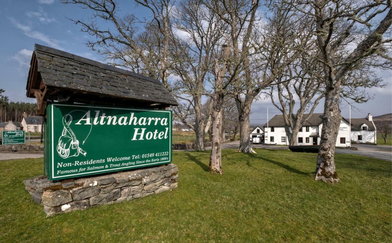 Altnaharra Hotel Лэрг Экстерьер фото