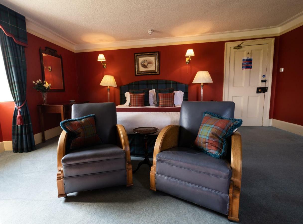 Altnaharra Hotel Лэрг Экстерьер фото