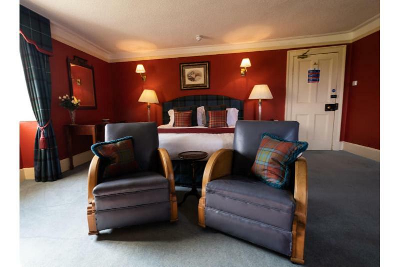 Altnaharra Hotel Лэрг Экстерьер фото
